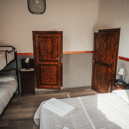 Locanda Del Duca Γκούμπιο Εξωτερικό φωτογραφία