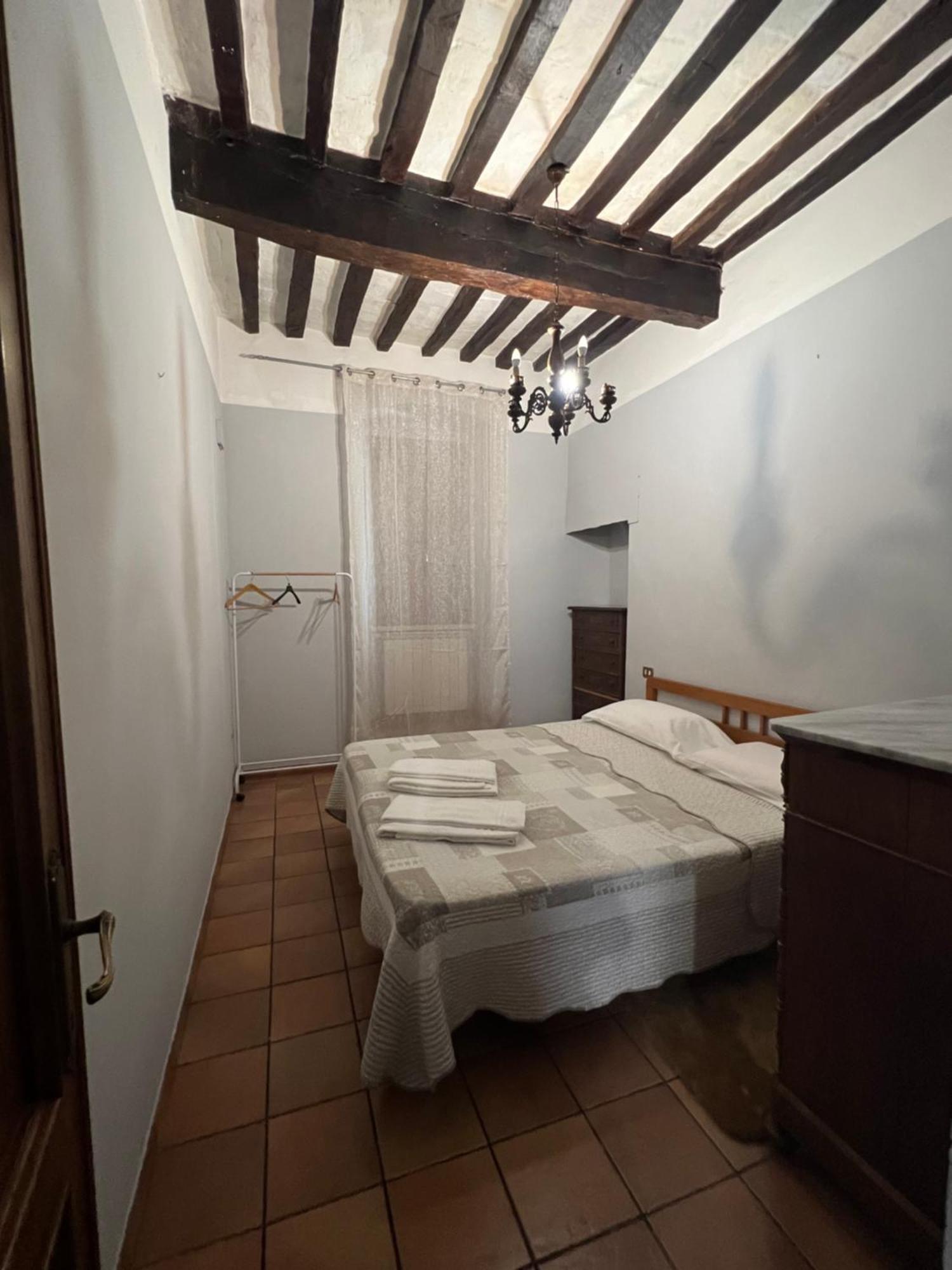 Locanda Del Duca Γκούμπιο Εξωτερικό φωτογραφία